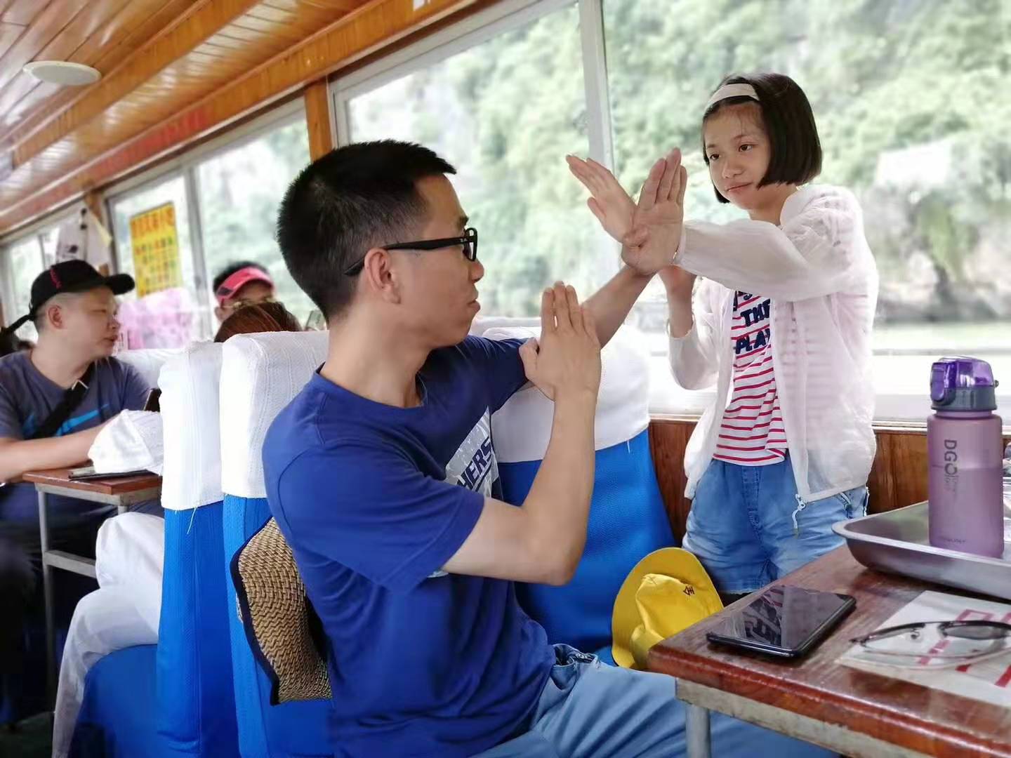 合影10.jpg 合影10.jpg